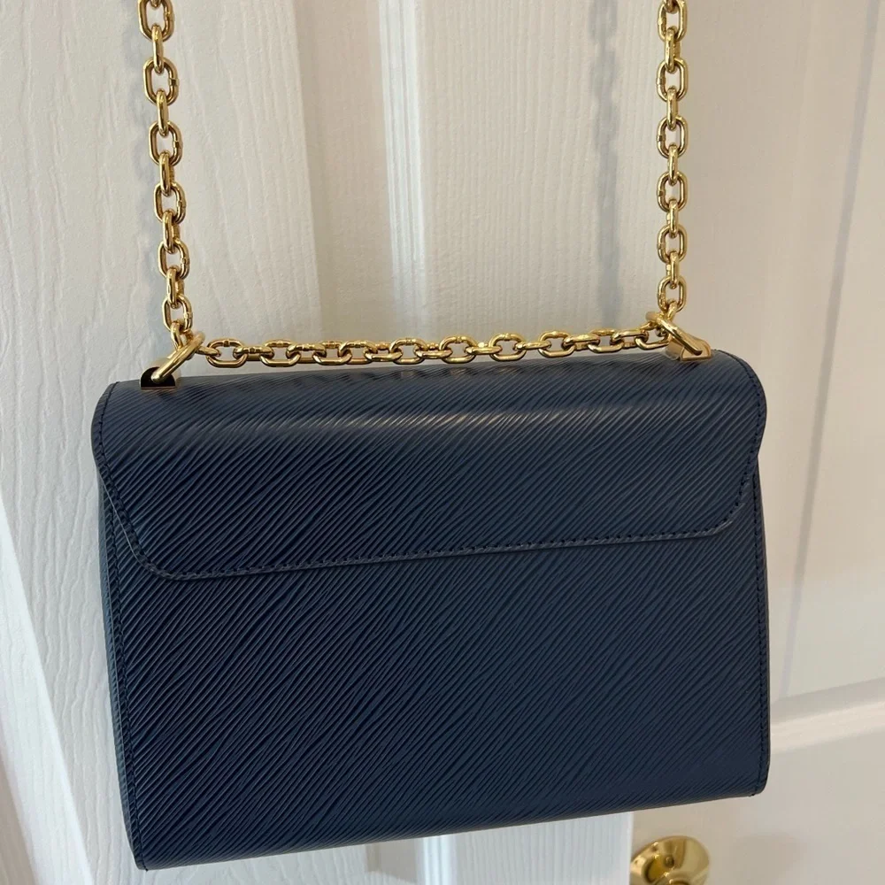 Louis Vuitton Epi Twist Shoulder Bag MM
